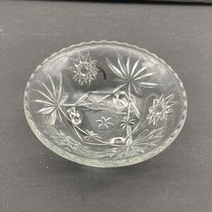 Vtg Anchor Hocking Bowl Glass Candy Dish‎ 3 Legs Rippled Rim Star Pattern 6 3/4"